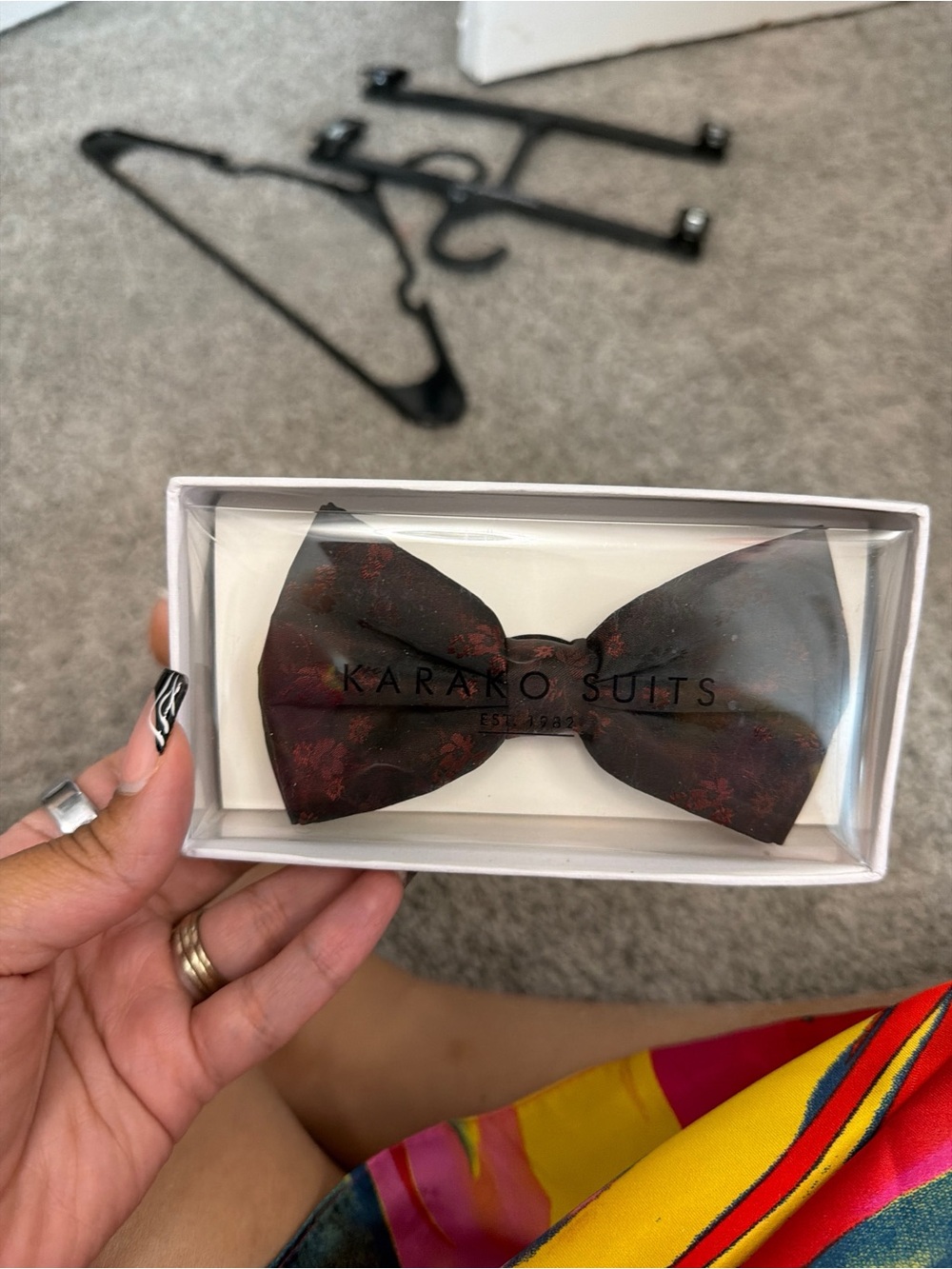 NIB Karako Suits Burgundy Floral Pre-Tied Men's Bow Tie